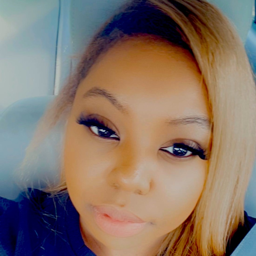 Meet your Posher, Eboni